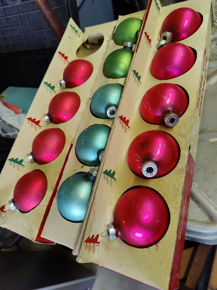 Christmas Ornaments..Very Good Color, Condition