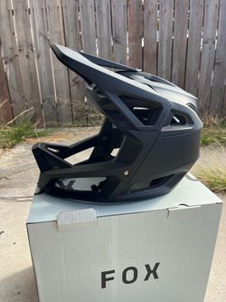 FOR SALE: Fox Proframe Full-Face Helmet – Size Large | Excellent Condition | $225 OBO