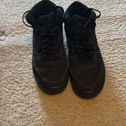 Nikes Size 7.5