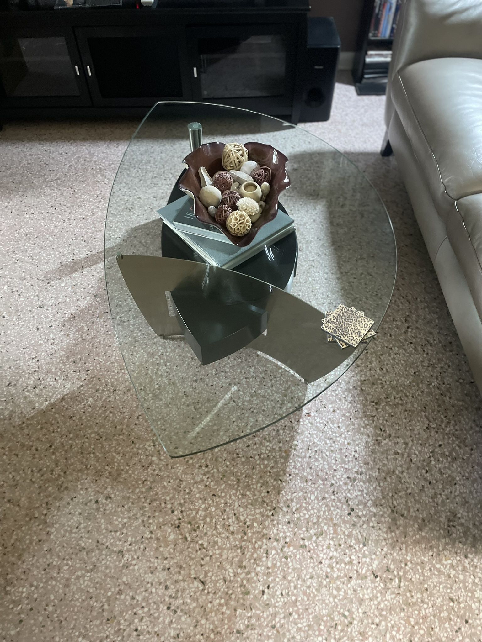 Coffee Table N Side Table
