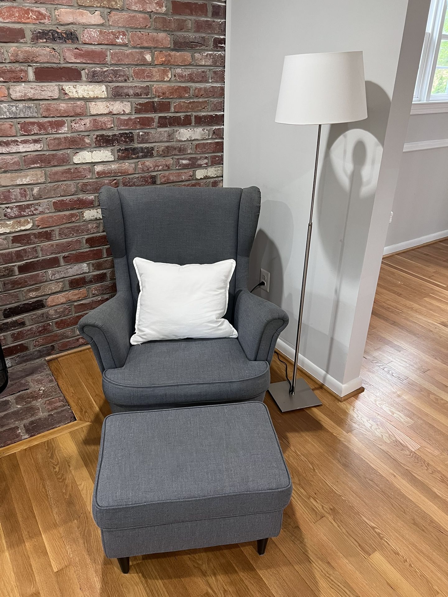 ARMCHAIR & OTTOMAN