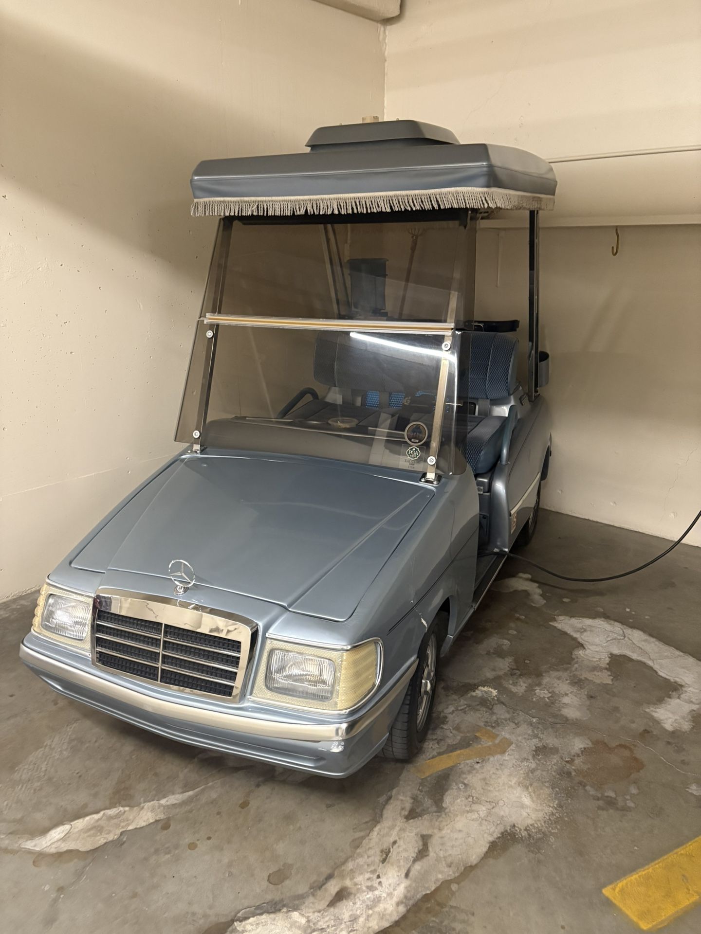 Mercades Benz Golf Cart Just Spent $1900 On All Brandnew Battries In Perfect Condition Asking $4000 Obo Or Shoot Me An Offer