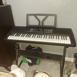 MEK 200 MOUKEY digital Piano (Pick Up) (Willing To Make An Offer)