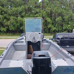 21’ Center console 