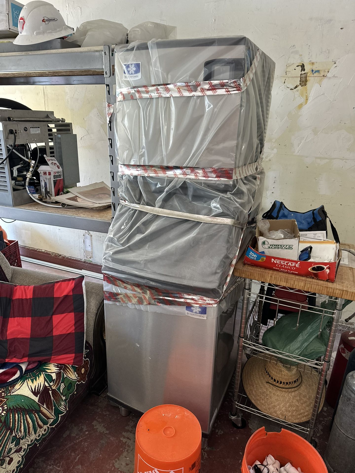 MANITOWOC ICE MACHINE 