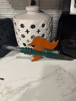 Vintage cast iron pike pole flag topper