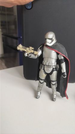 Star Wars Captain Phasma Action Figure