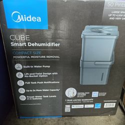 Cube Smart Dehumidifier