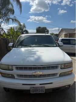 2002 Chevy Tahoe Z71￼