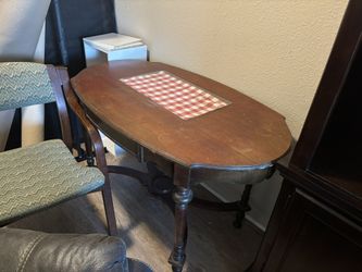 Dining Room Table 