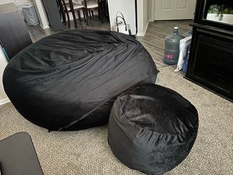 5 foot bean bag with footstool