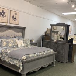 6 Piece king bedroom set