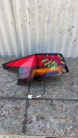 2019 -2020-2021-2022- 2024 Nissan Altima Tail Light Driver Left LH OEM used