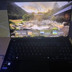 ASUS Vivobook S 15 (S5507): Snapdragon X Plus, 15.6" 3K OLED, 16GB RAM 512GB SSD
