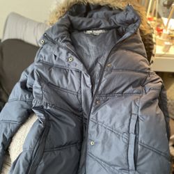 Women’s Large Down Jacket 