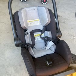 Baby Jogger Car seat And Base 