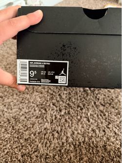 Jordan 4 black cat