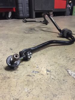 04 Honda Civic Front Sway Bar - End Links -