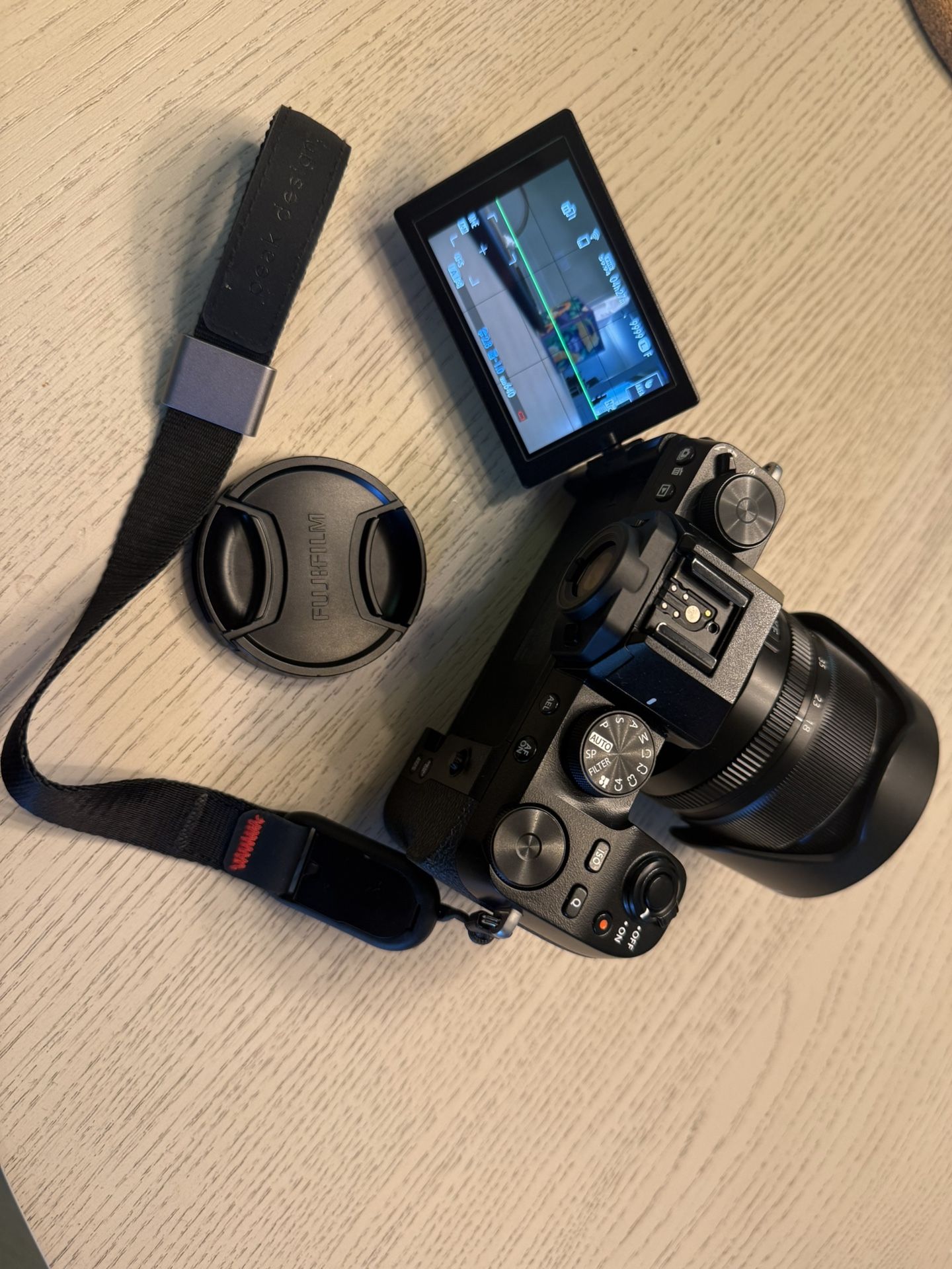 Fijifilm XS-10 + 18-55MM