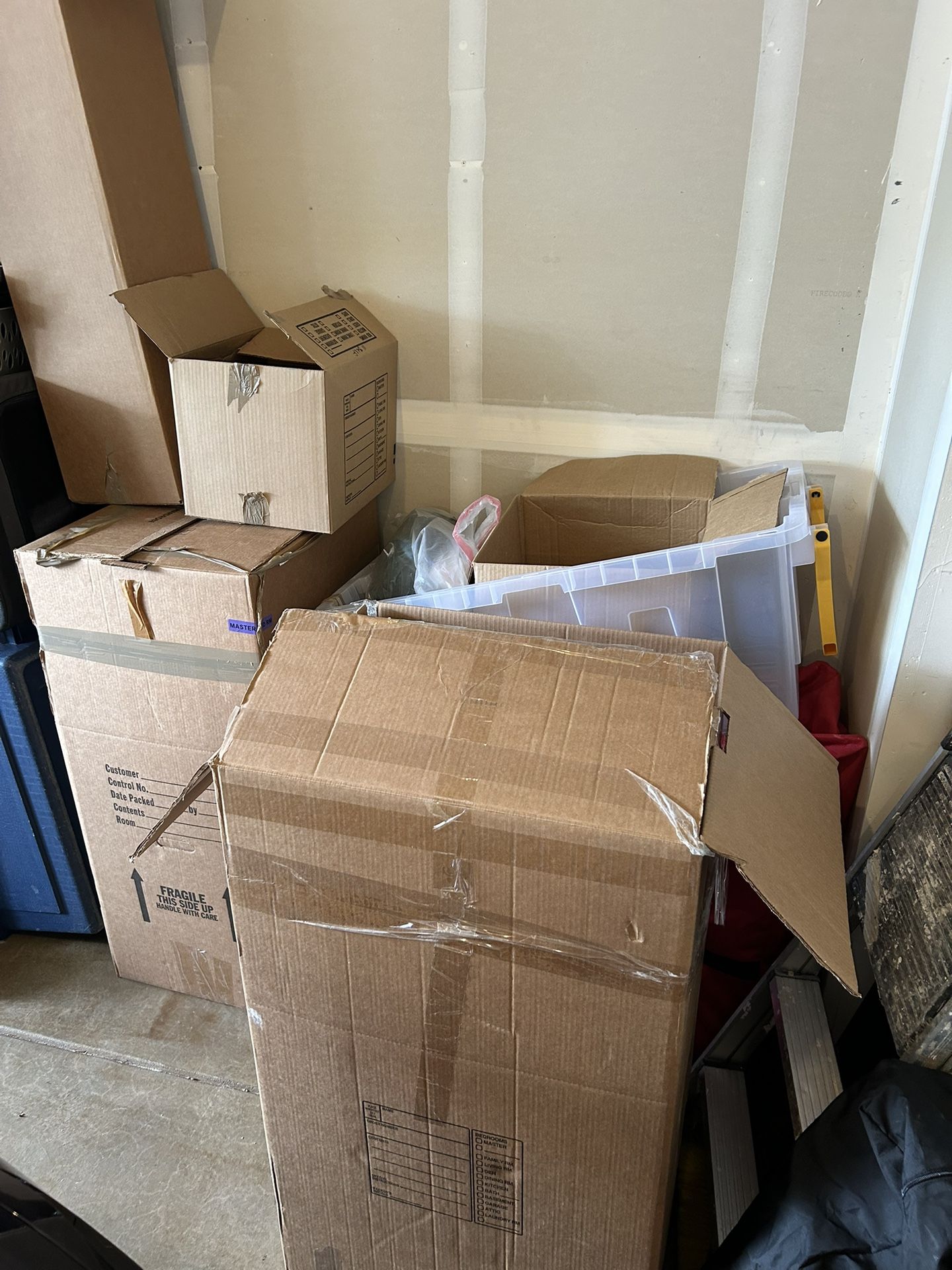 Free boxes