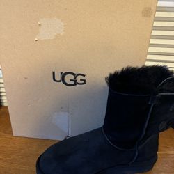 Size 8 UGG Boots