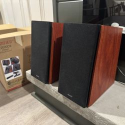 Edifier R2000DB Bluetooth Bookshelf Multimedia Speakers