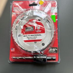 Hole Saw With Arbor 4 1/4” 108mm Bi-metal