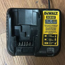 DeWalt Battery Charger DCB 107, 12v/20v Max Lithium Ion