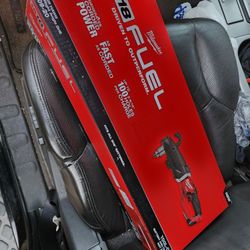 Milwaukee Fuel 18v Lithium-ion Brushless Cordless GEN 2 SUPER HAWG Right Angle Drill 