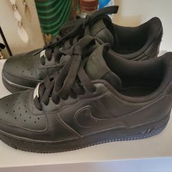 Black Nike Airforce 