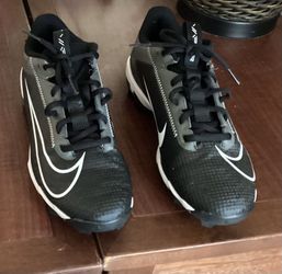 FOOTBALL SHOES -KIDS