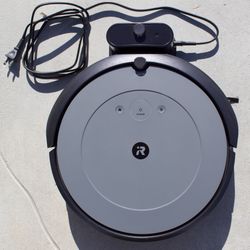 iRobot Roomba i2 Wi-Fi Connected Robot Vacuum 
