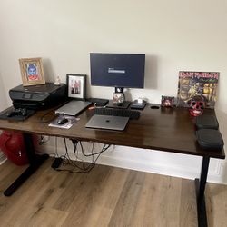 Uplift Standing Desk 