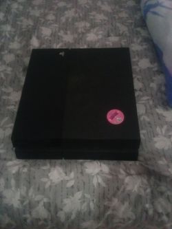 PS4 with games and controller no cords