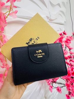Woman’s wallet