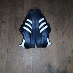 Adidas superstars 