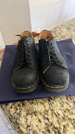 Dr. Martens Leather Shoes Size 8