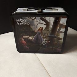 Disney Alice In Wonderland Metal Box