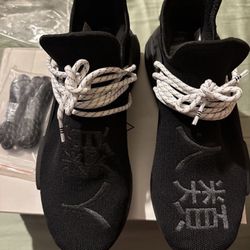 Adidas Hu sneakers