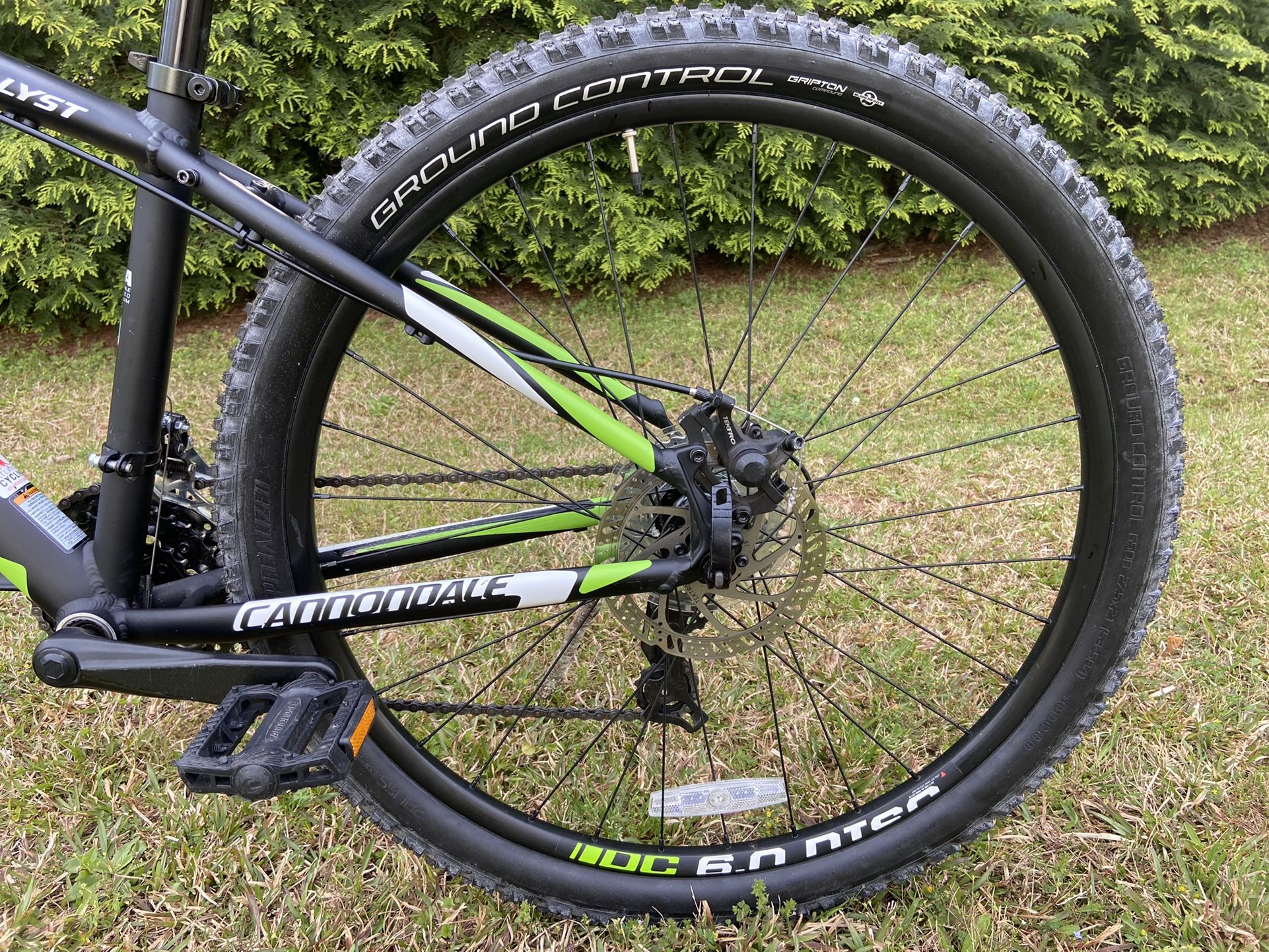 2017 cannondale online catalyst 3
