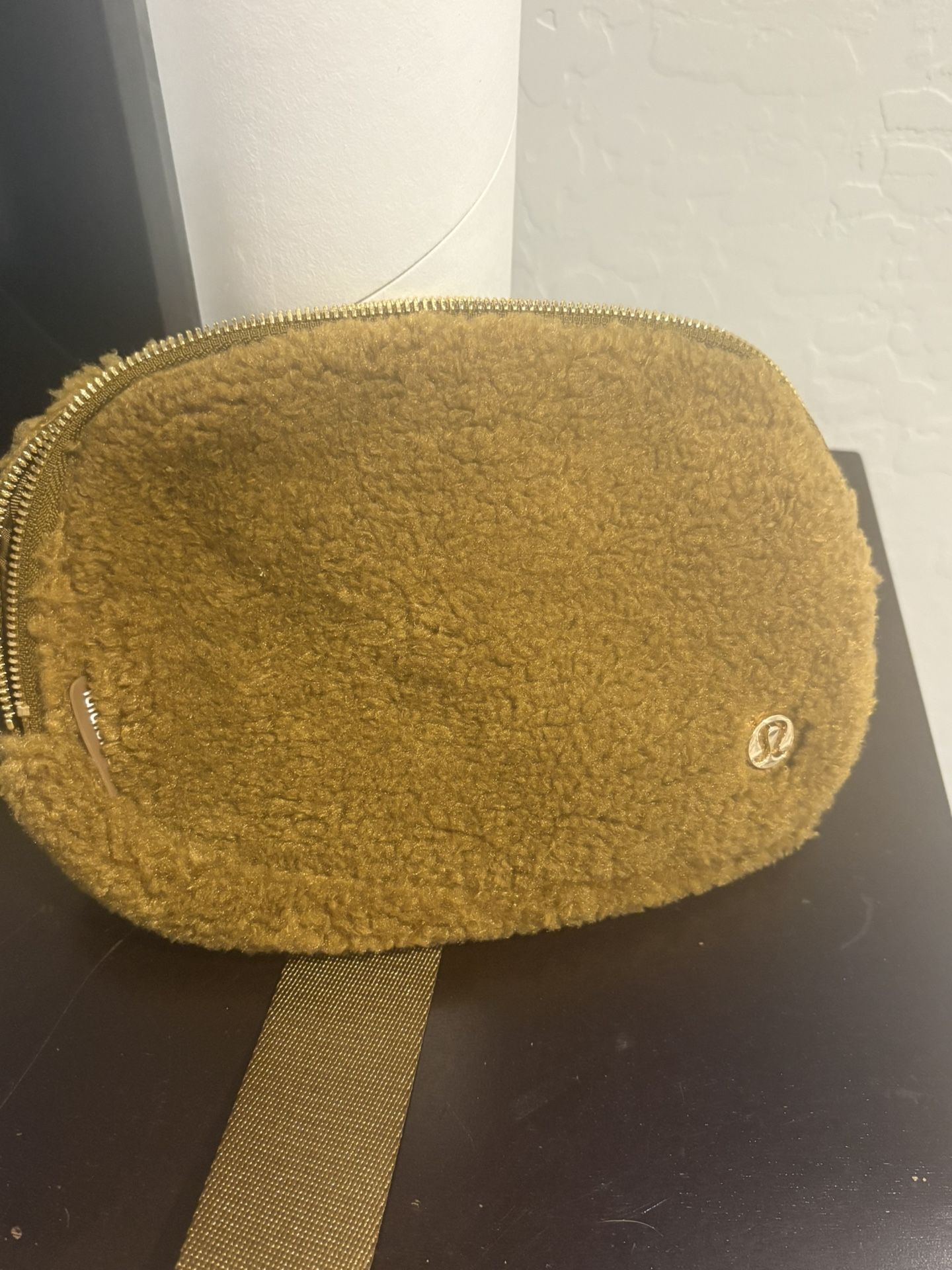 Lululemon Fleece 1L Belt Bag
