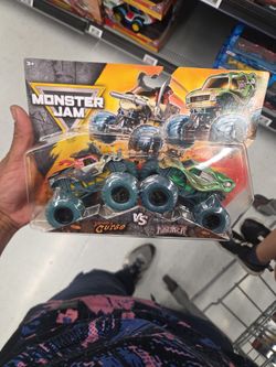 Monster Jam Series 34 Pirates curse vs Kraken