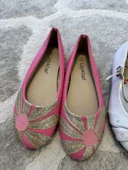 Girl’s Size 2 Shoes