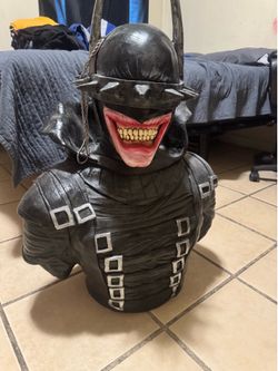 Batman Who Laughs Head Statue