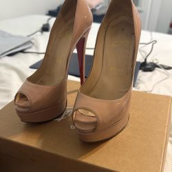 Christian loubboutin Paris Size 6