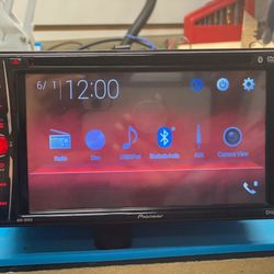 Pioneer Car Stereo Good Condition $100