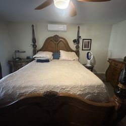 Cal King bedroom Set