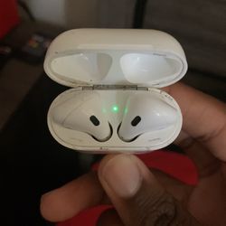 Airpods 1st  generation 