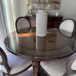 Dining table - 54 Inches 