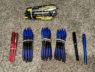 Office Supplies/Pens/Stapler